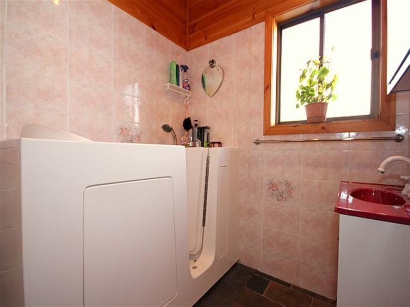 2 Kembla Avenue, Chester Hill NSW 2162