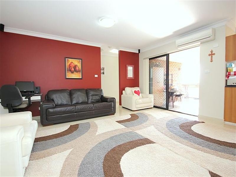 10/14-16 White Avenue, Bankstown NSW 2200
