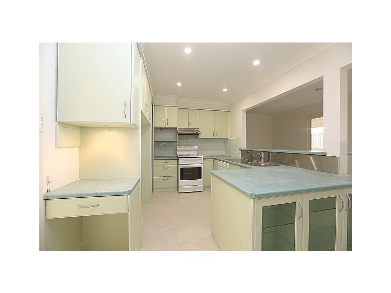 4 Bligh Close, Georges Hall NSW 2198