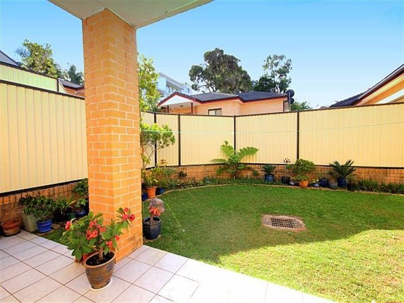 2/203-205 Marion Street, Bankstown NSW 2200