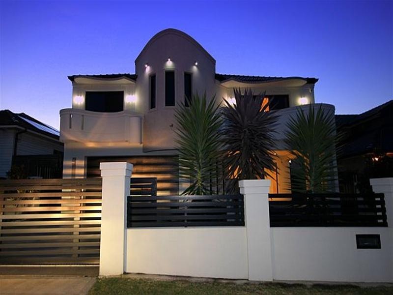 38 Rea Street, Greenacre NSW 2190