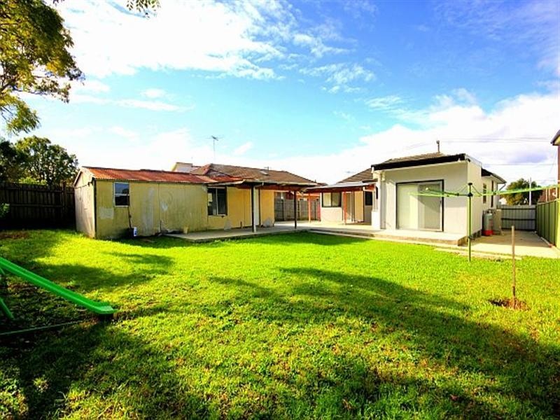 28 Gregory Street, Yagoona NSW 2199