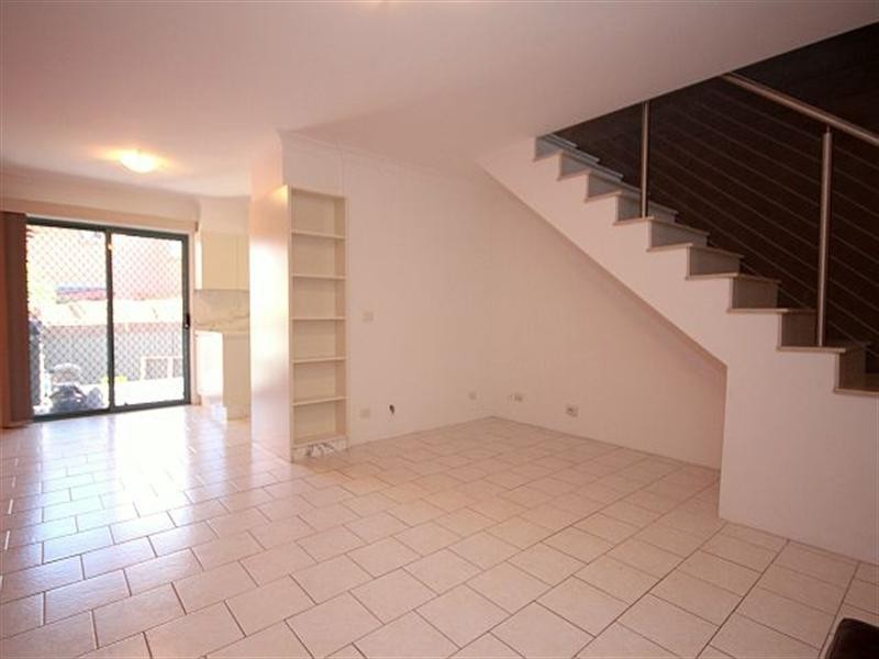 36/81 Bellevue Avenue, Georges Hall NSW 2198