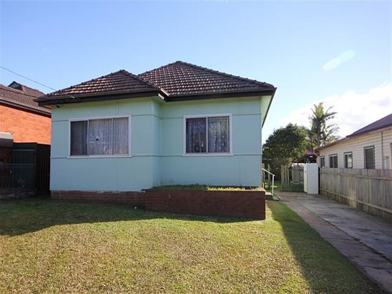 18 Rangers Road, Yagoona NSW 2199