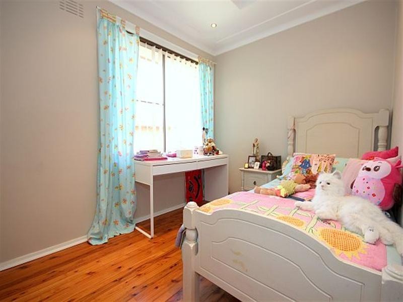 60 Manahan Street, Condell Park NSW 2200