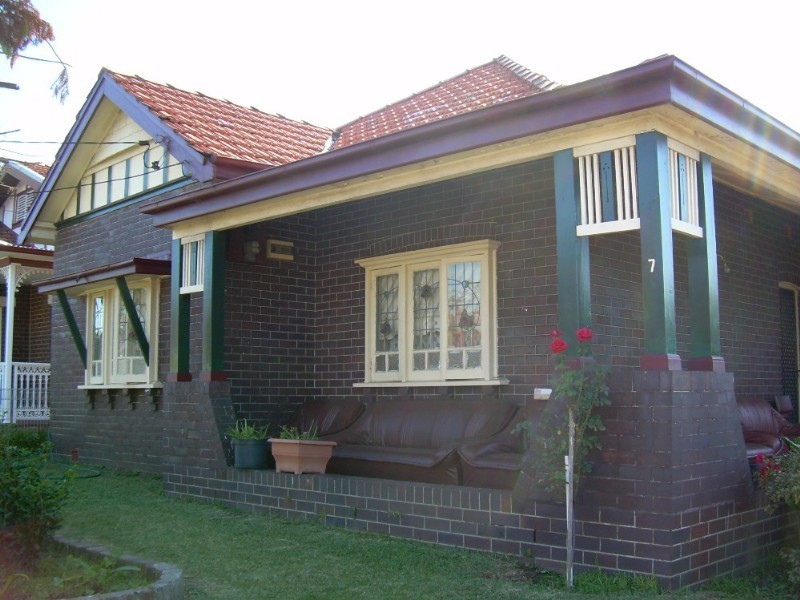 7 Warren Road, Marrickville NSW 2204