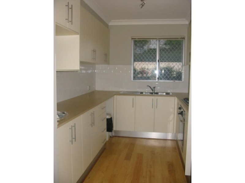 1/2 – 6 Schwebel Street,, Marrickville NSW 2204