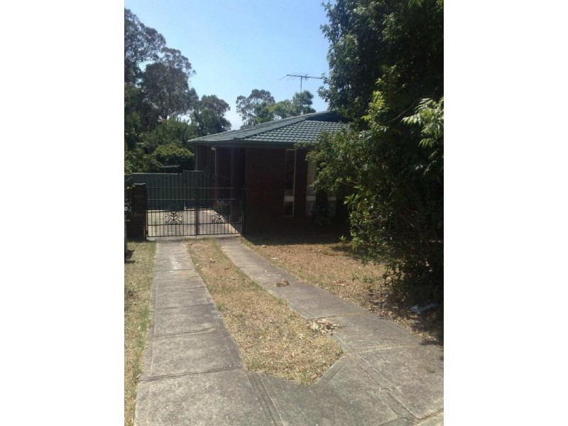 19 lawson Street, Campbelltown NSW 2560