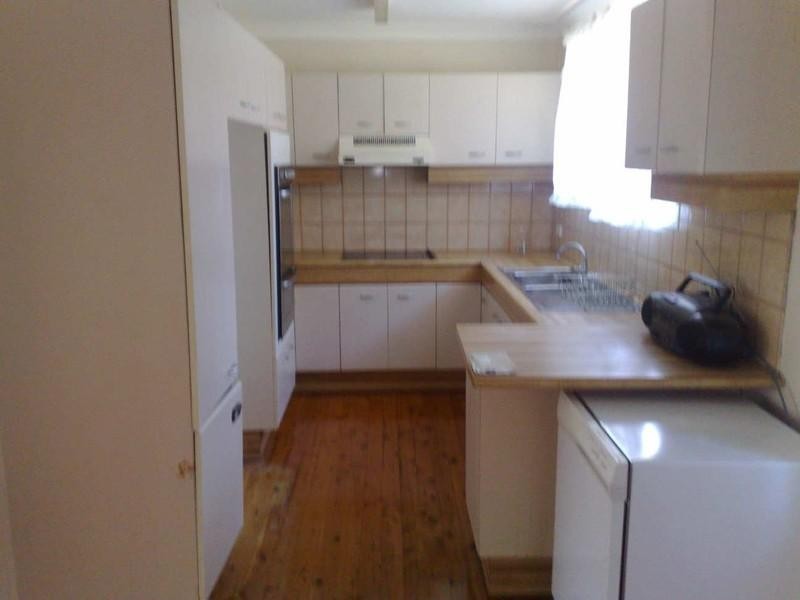 19 lawson Street, Campbelltown NSW 2560