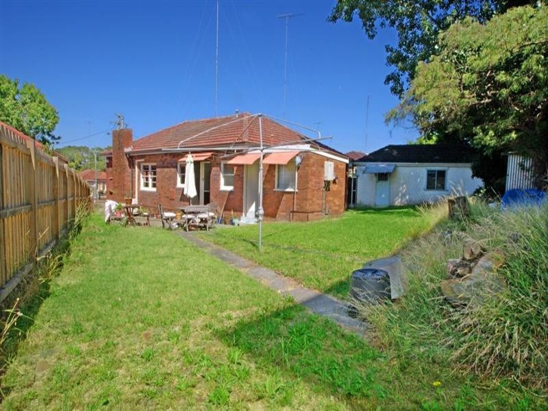 5 Pilgrim Avenue, Marrickville NSW 2204