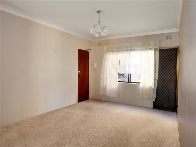 2/22 Glen Street, Marrickville NSW 2204