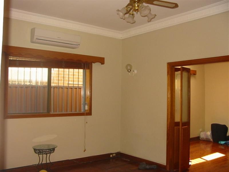 420 Unwins Bridge Road, Tempe NSW 2044