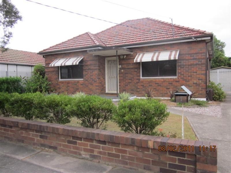 1 Dunstan Street, Croydon Park NSW 2133