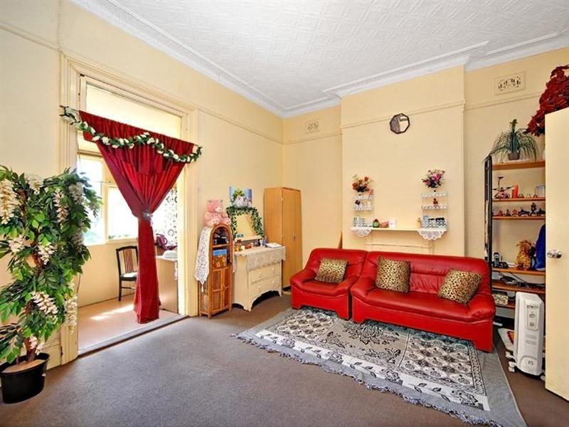 14 Grove Street, Marrickville NSW 2204