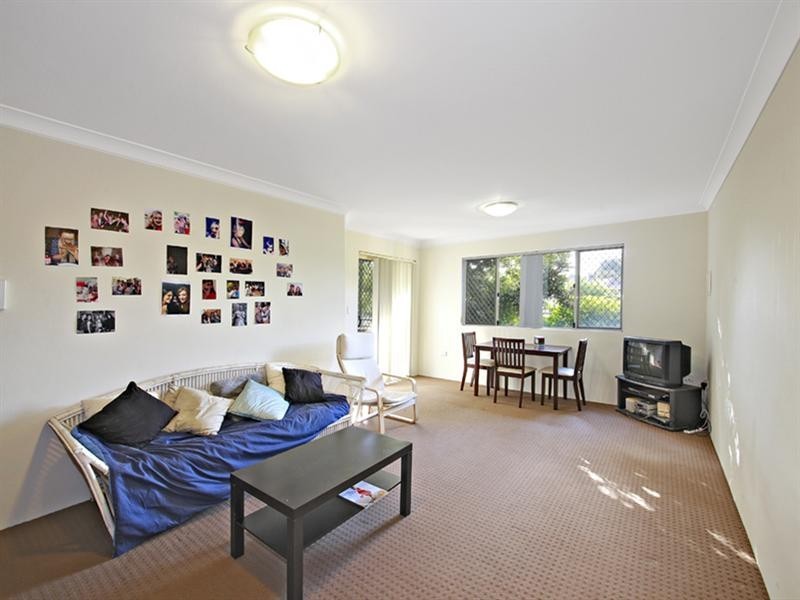 1/18 Cecilia Street, Marrickville NSW 2204