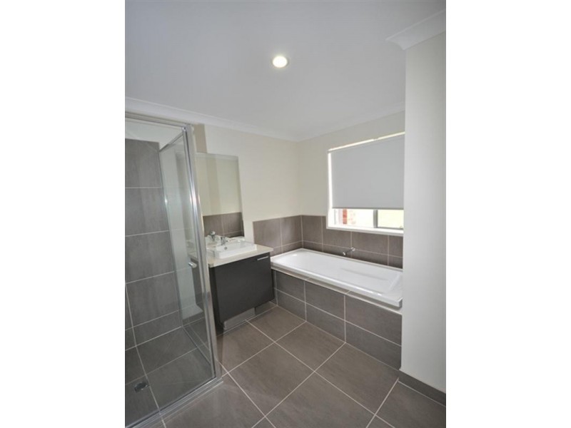 2/9 Pope Street, Bannockburn VIC 3331