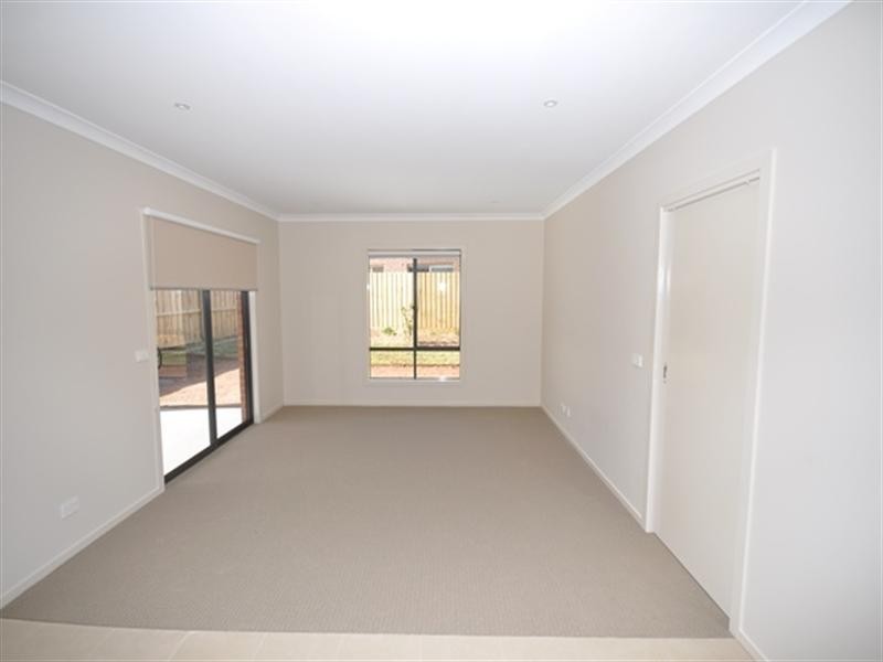 8 Hamish Drive, Bannockburn VIC 3331