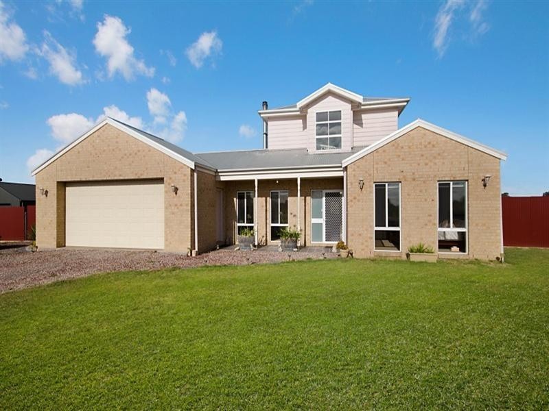 54 Inverlochy Drive, Bannockburn VIC 3331