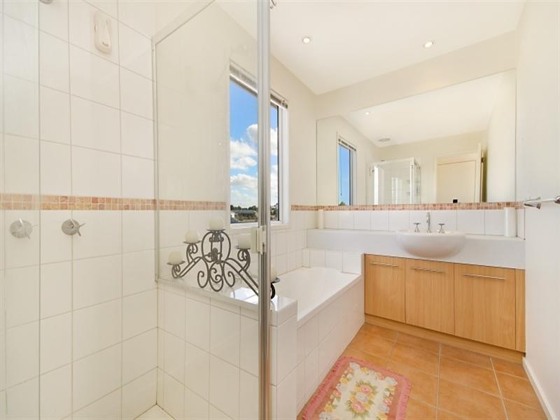 54 Inverlochy Drive, Bannockburn VIC 3331