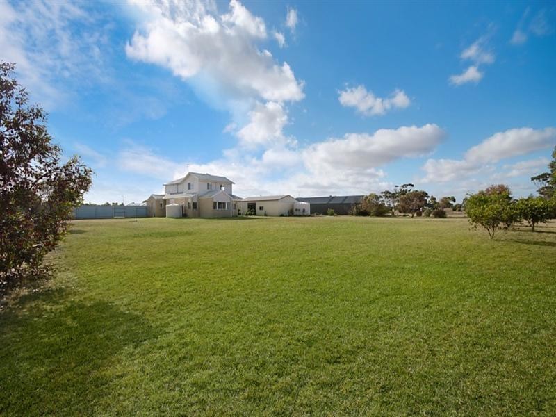 54 Inverlochy Drive, Bannockburn VIC 3331