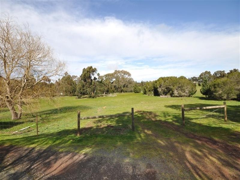 919 Bannockburn-Shelford Road, Teesdale VIC 3328