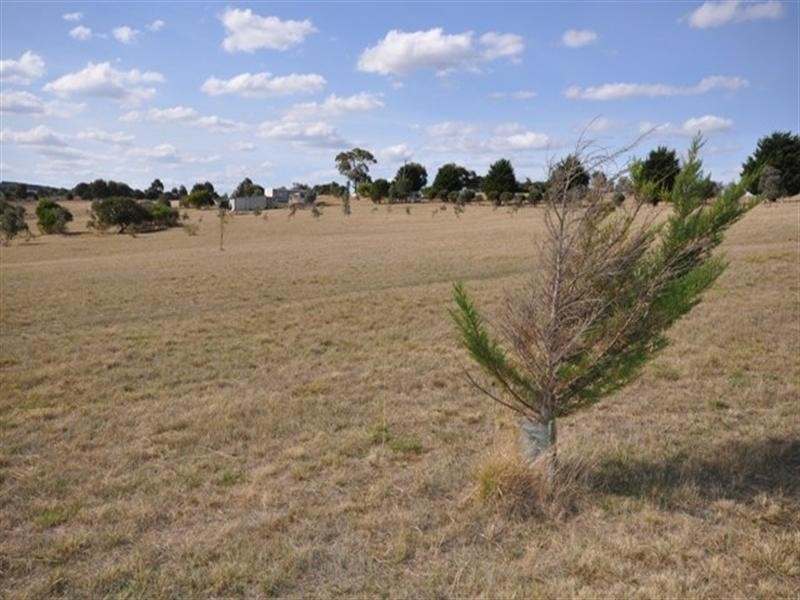 21 Russell Road, Dereel VIC 3352