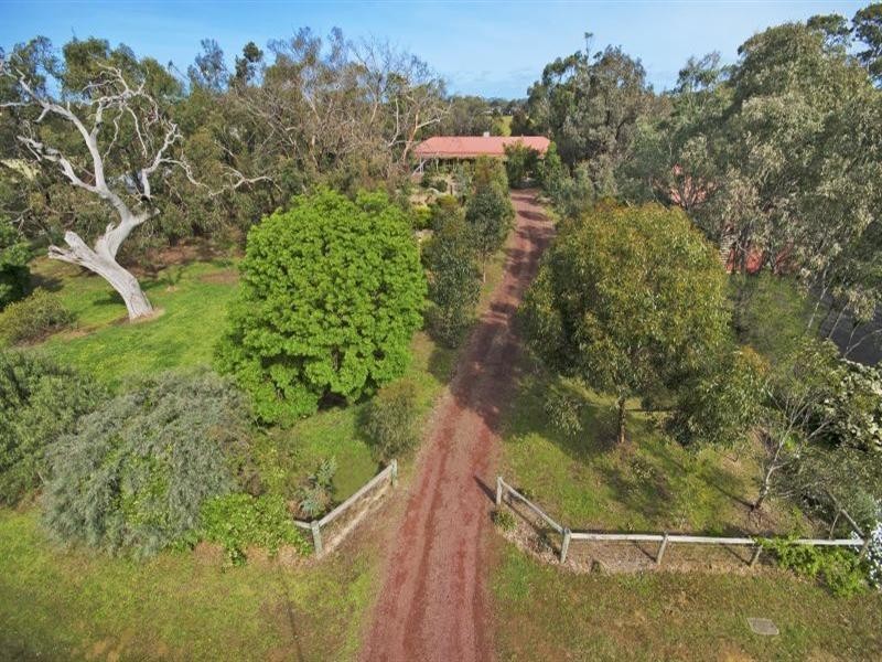 90 Redgum Drive, Teesdale VIC 3328