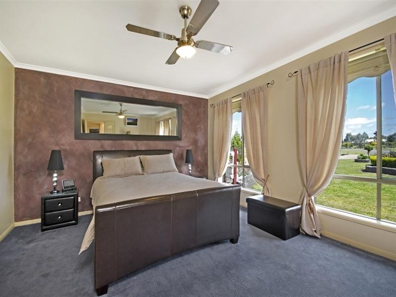 14 Moodie Court, Bannockburn VIC 3331