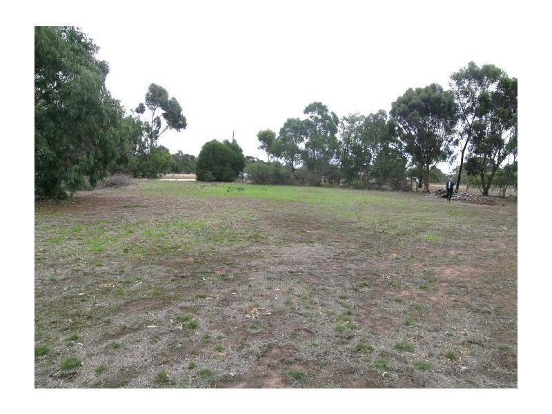 85 Broom Road, Lethbridge VIC 3332