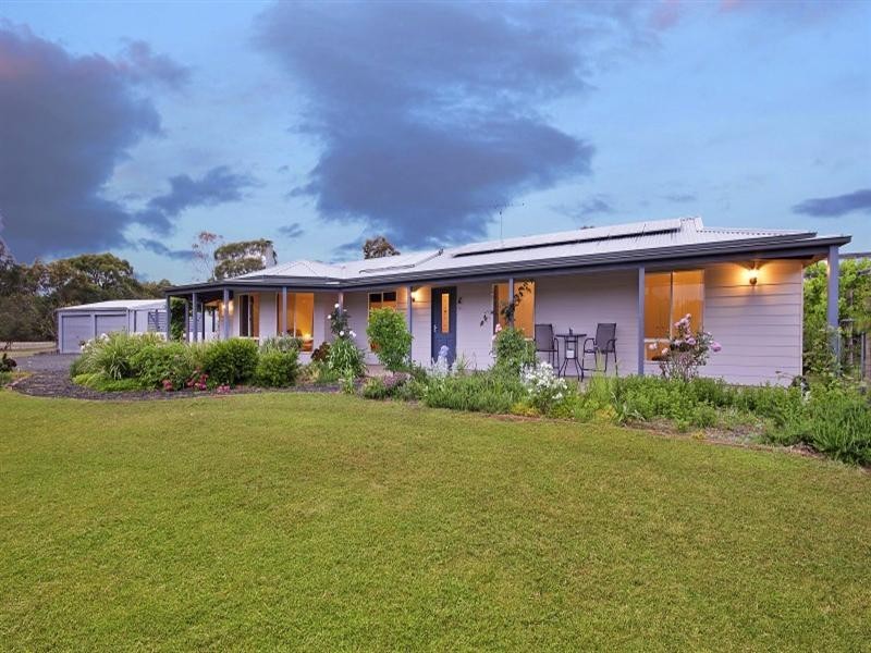 54 Savage Drive, Inverleigh VIC 3321