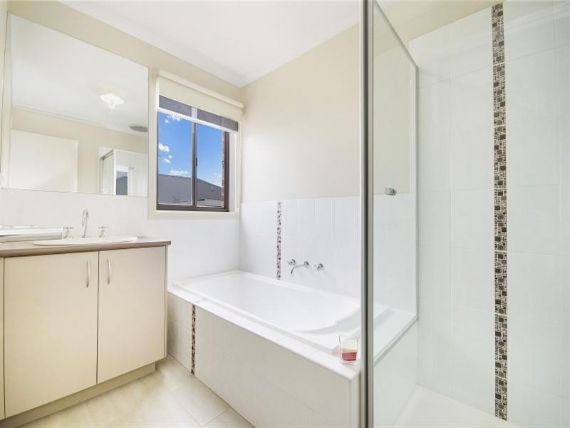 6 Sherry Court, Bannockburn VIC 3331