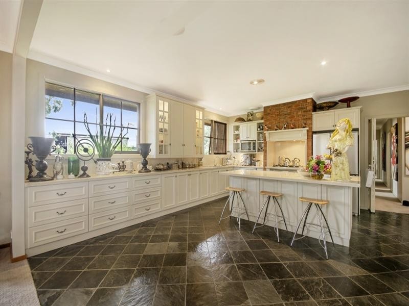 3092 Hamilton Highway, Inverleigh VIC 3321