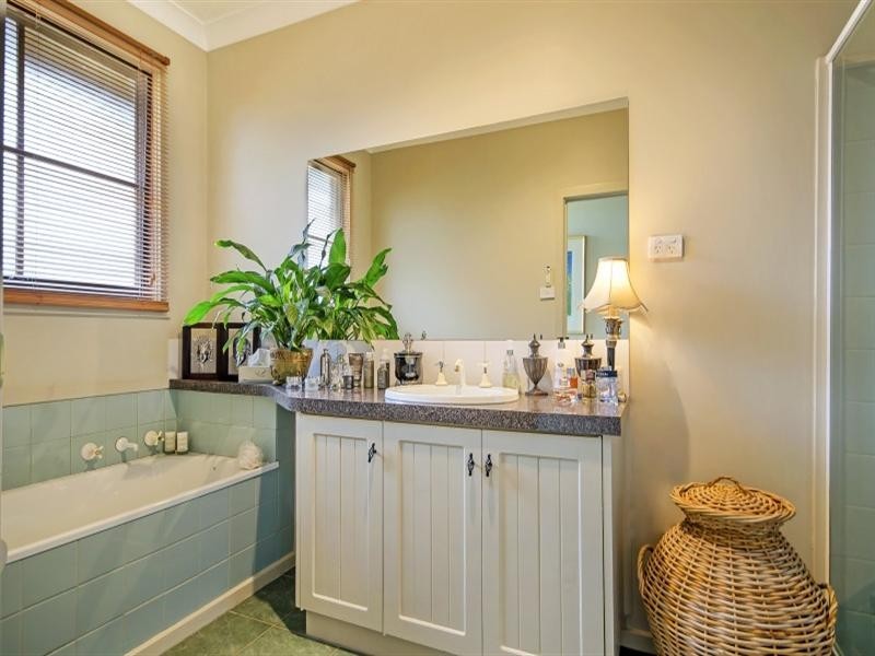 3092 Hamilton Highway, Inverleigh VIC 3321