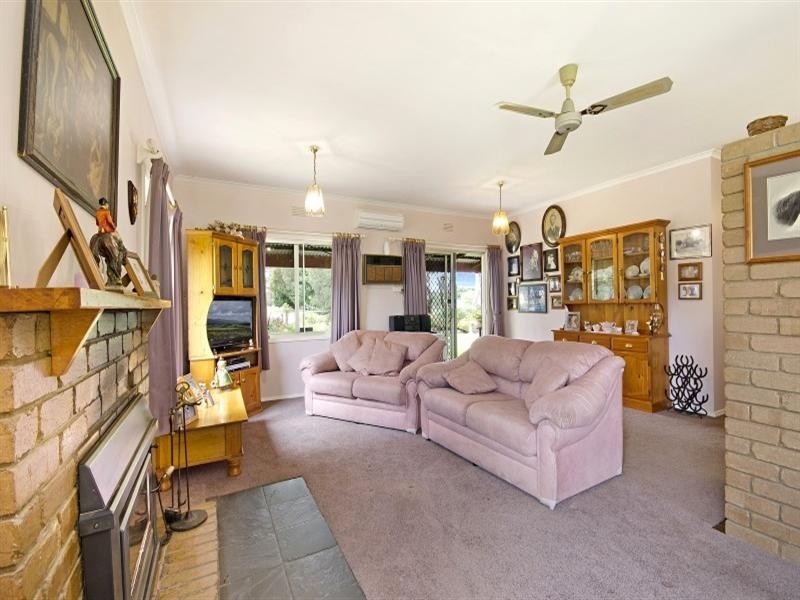 30 Tolson Street, Shelford VIC 3329