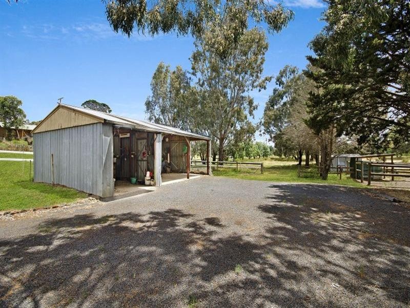 30 Tolson Street, Shelford VIC 3329