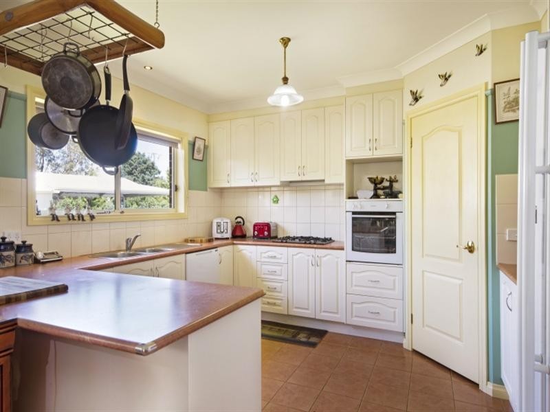 10 Perdrisat Road, Maude VIC 3331