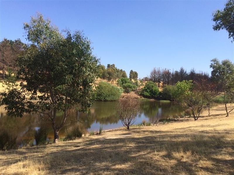 21 Reserve and Russell Lane, Corindhap VIC 3352