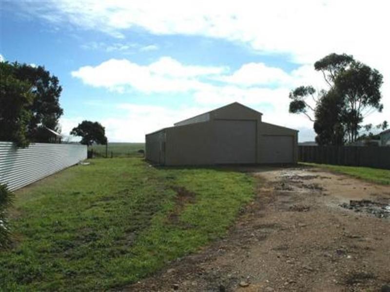 130 High Street, Lismore VIC 3324