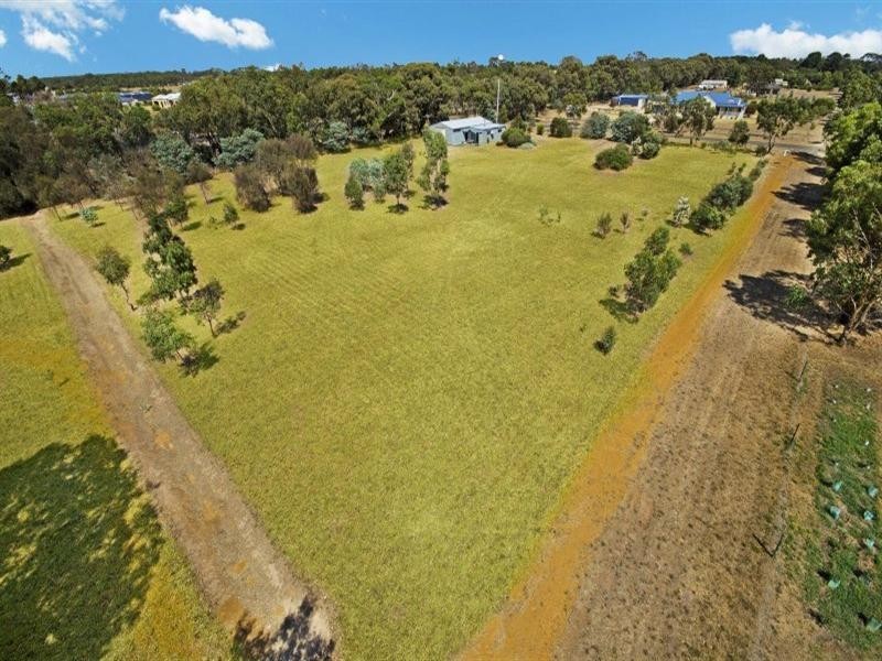 2 Marrabah Crescent, Teesdale VIC 3328