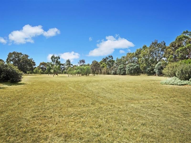 2 Marrabah Crescent, Teesdale VIC 3328