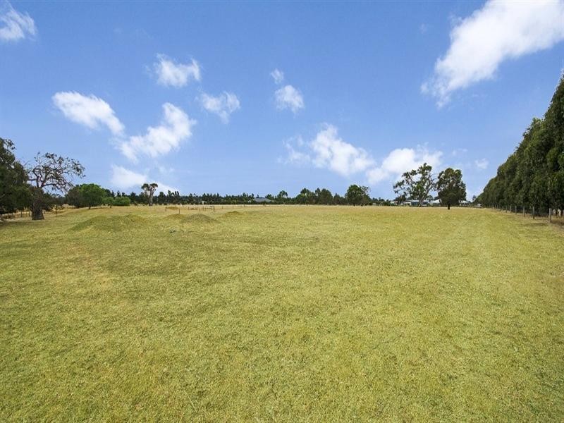 12 B Kestrel Place, Teesdale VIC 3328