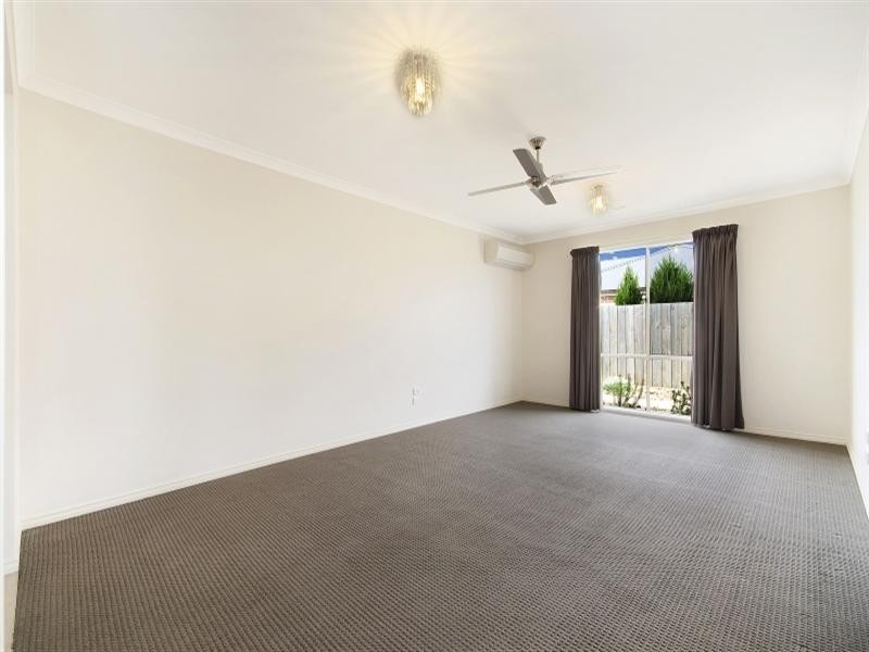 42 Moreillon Boulevard, Bannockburn VIC 3331