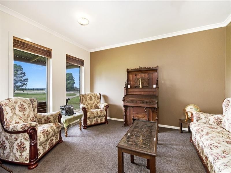 5229 Midland Highway, Elaine VIC 3334