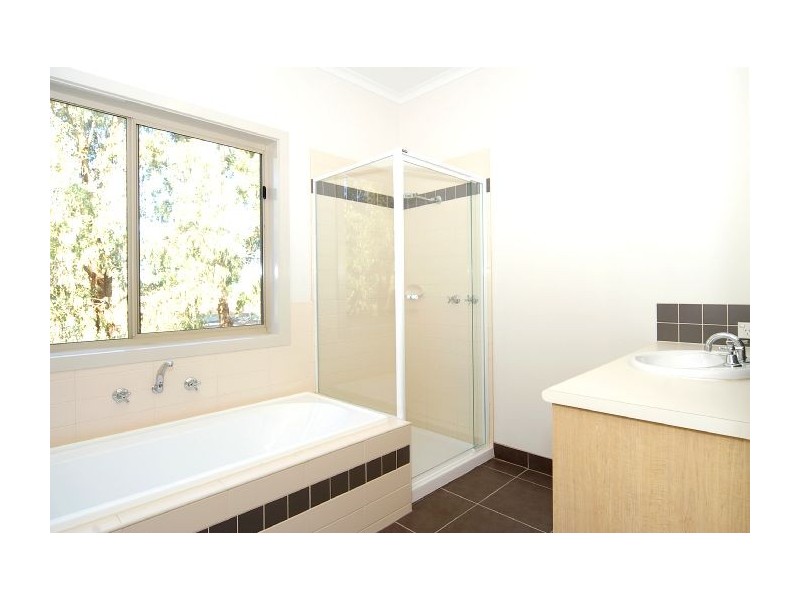 114 Ackland Road, Lethbridge VIC 3332