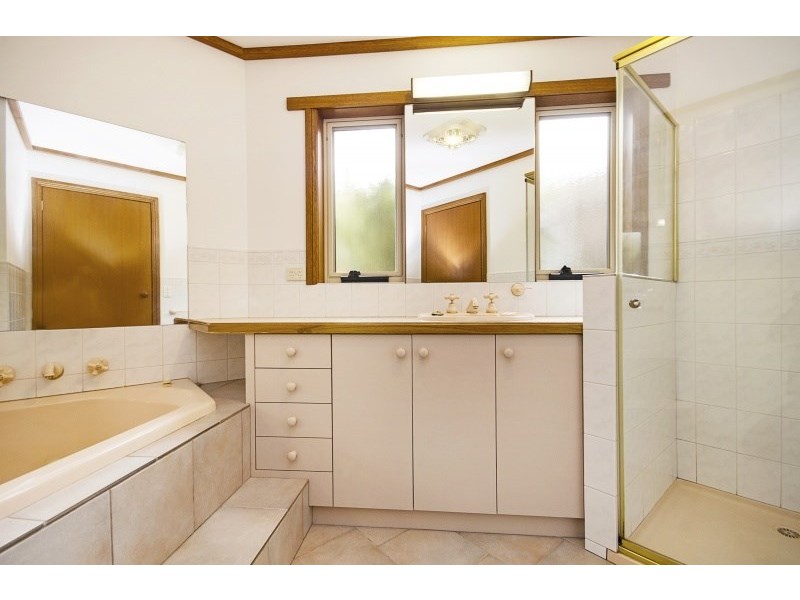 9 Bell Court, Teesdale VIC 3328