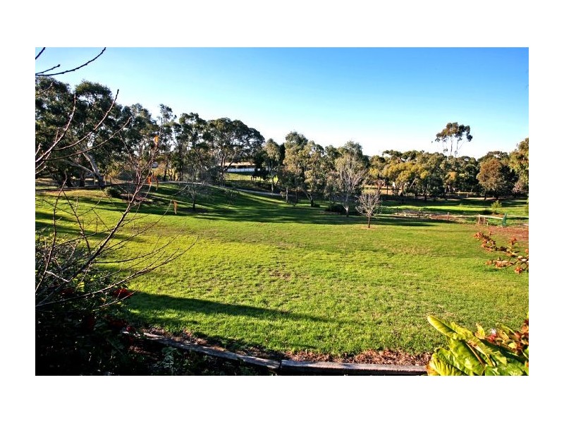 28 Learmonth Street, Teesdale VIC 3328