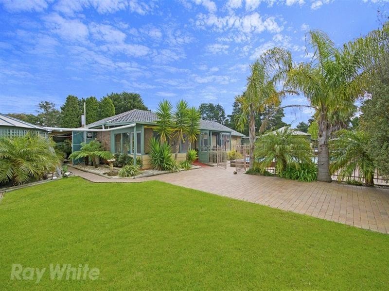 10 Clarkes Road, Anakie VIC 3221