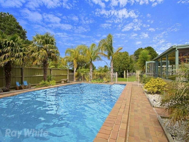 10 Clarkes Road, Anakie VIC 3221