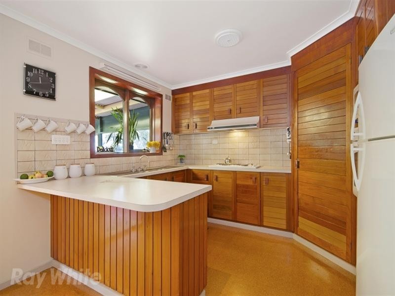 10 Clarkes Road, Anakie VIC 3221