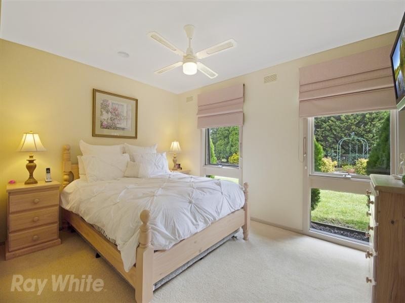 10 Clarkes Road, Anakie VIC 3221